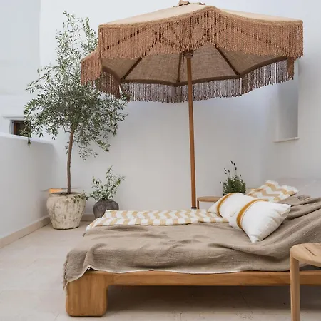 Llonga's Collection - & Hotel 5*